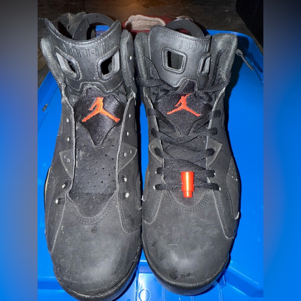 Nike Air Jordan 6 Retro Infrared sneakers